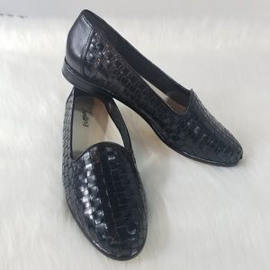 Trotters Liz Woven Black Leather Flats 5.5M